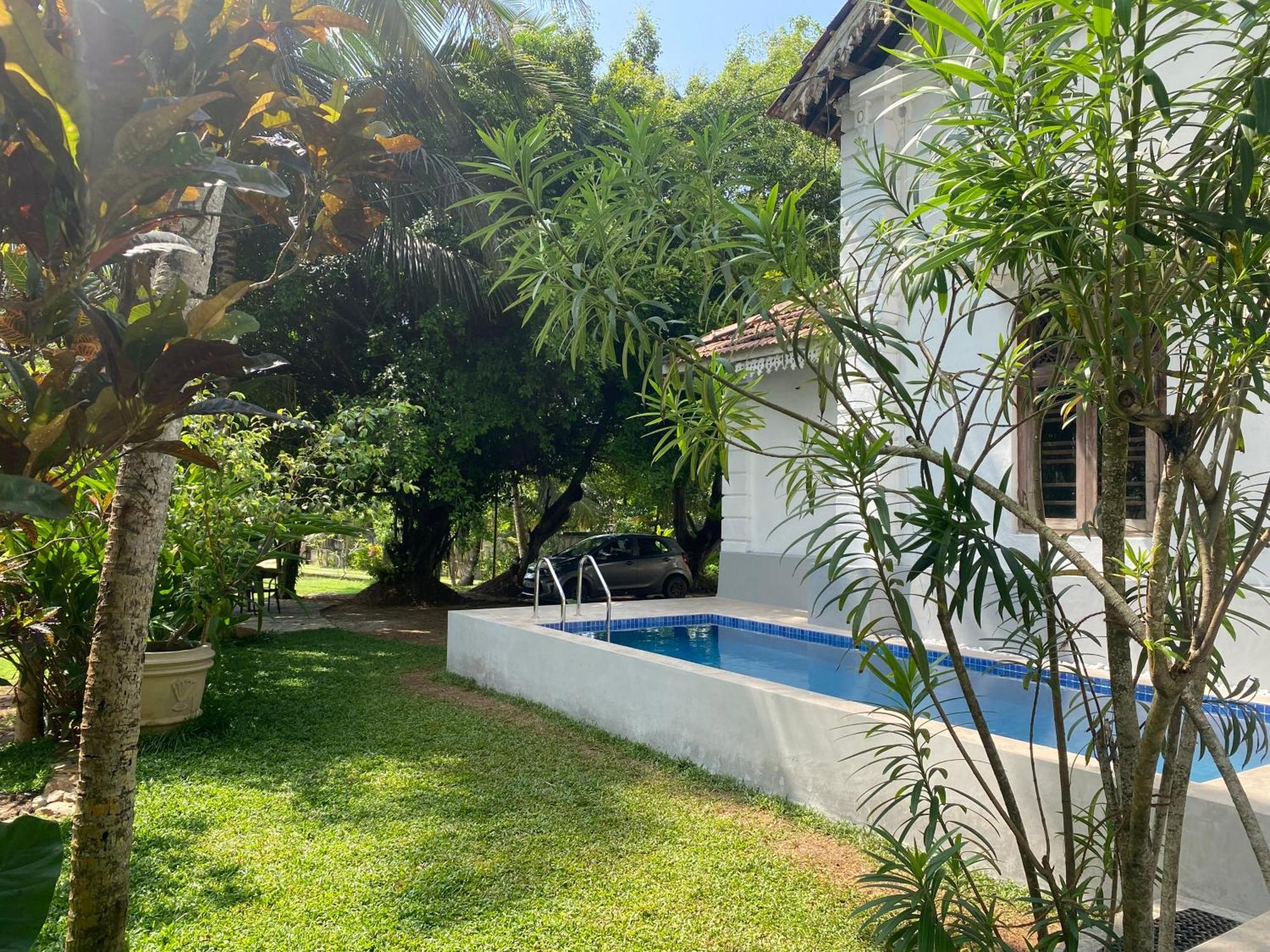 Villa Balapitiya Beach Exterior photo