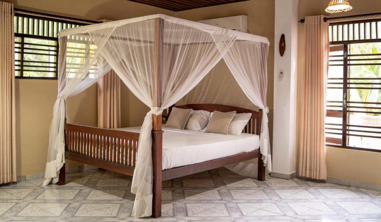 Villa Balapitiya Beach Exterior photo